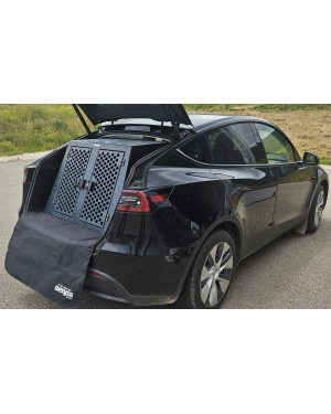 Hundebox Tesla Model Y mit Kunststofftüren